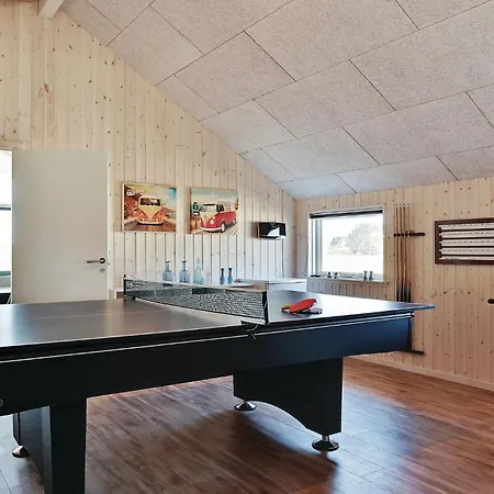 Semesterbostad Nice Home In Bogense With Sauna